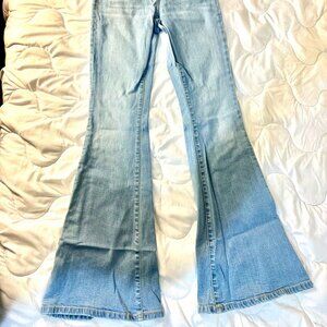 Forever 21 Flared Jeans Size 27 Inseam 32 inches